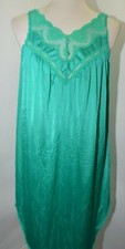 Vintage Miss Elaine Green Satin Silky Lace Floral Nightgown Womans USA Made