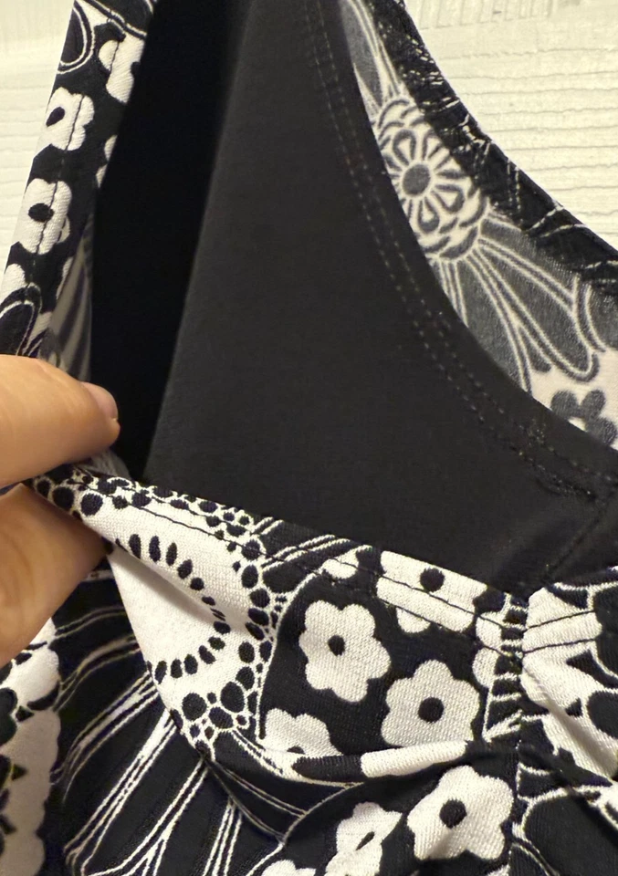 J. T. B. Top Camisa Blusa S 2 Busto 34 Largo 24 Blanco Negro Moderno Floral Foto 2 de 3