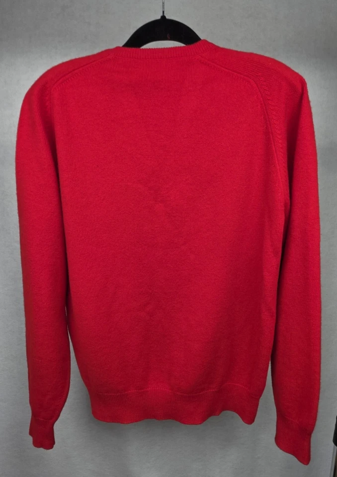 Vtg Pringle of Scotland 100% Cashmere Women's Long Sleeve V-Neck Sweater Red 10 - Image 3 of 4