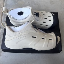 Crocs Quick Trail Low (Light Brown) size 8 Me...