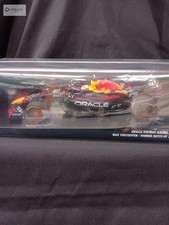 Minichamps 1/18 Oracle Red Bull RB18 Max Verstappen Dutch GP 2022 Collectible