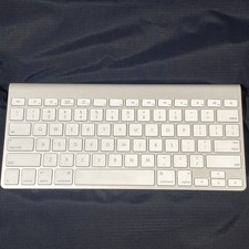 Apple Wireless Keyboard Model A1314 Fully Tested  Working - White - Aluminum