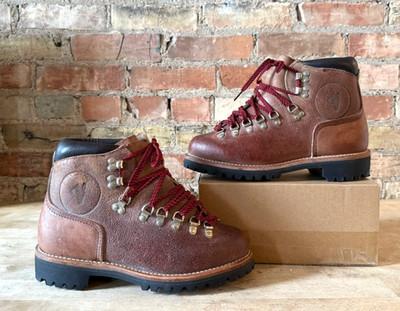 VTG Vasque Brown Leather Mountaineering Hiking Boots - Men's 7.5 / Women's 9.5