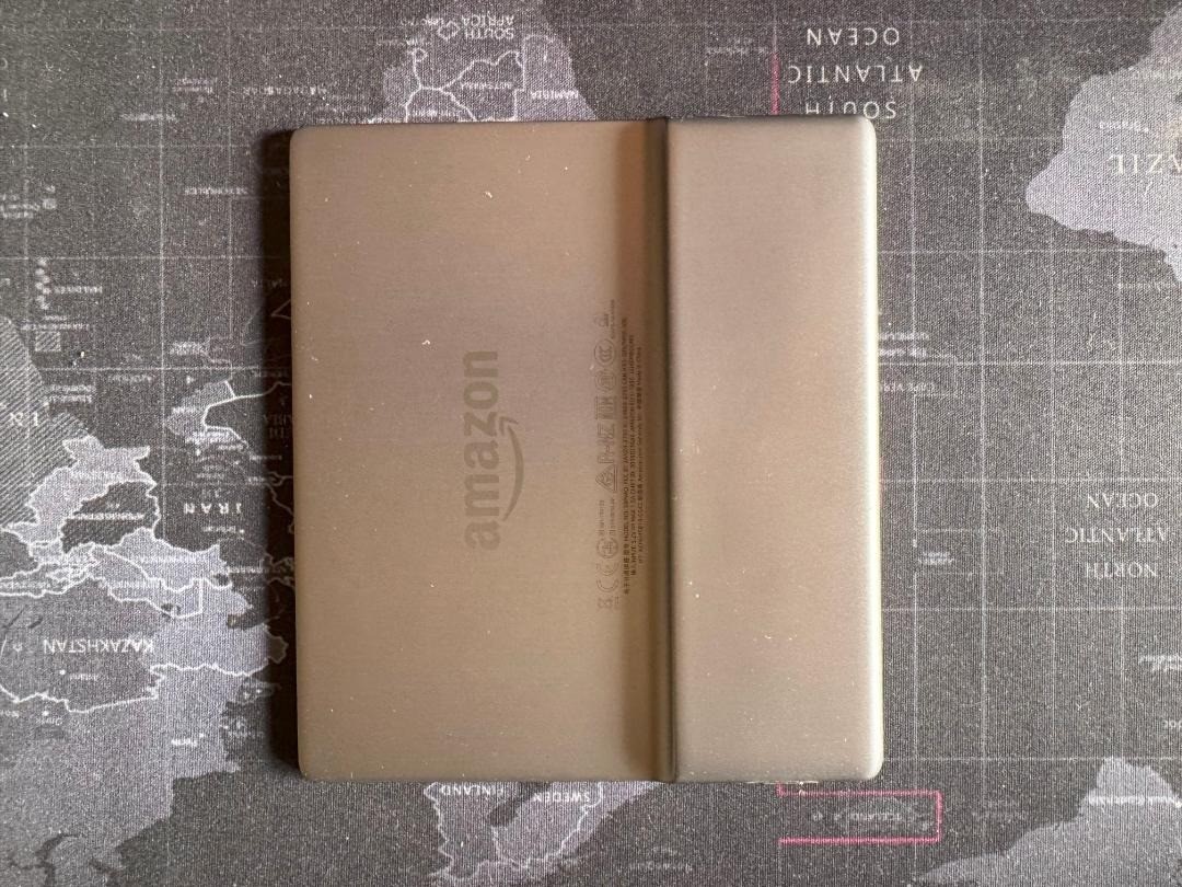 Amazon Kindle Oasis 10th Gen 32GB Wi-Fi E-Reader No Ads Waterproof