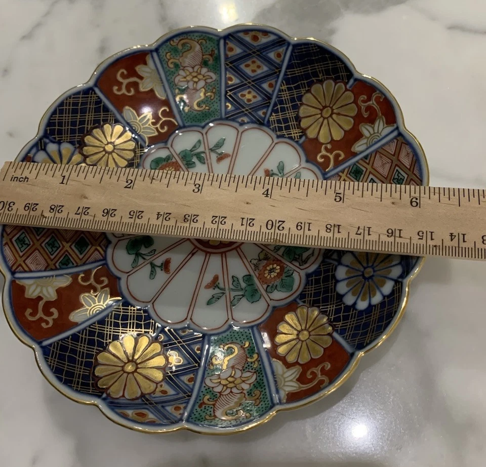 Plato brocado crisantemo porcelana Imari japonés antiguo 6" Foto 3 de 3