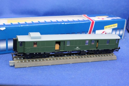 Tillig 13823 Spur TT DR Eilzugpackwagen mit LED/sehr guter Zustand/OVP | Condition: Gebraucht