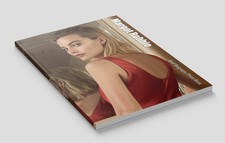 Margot Robbie Brief Biography Photo Book in 2 versions soft/hardback