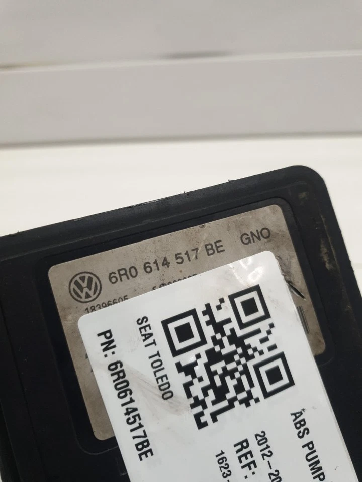 BOMBA/modulador/unidad de control Seat Toledo 2012-2015 ABS 6R0614517BE Foto 3 de 3