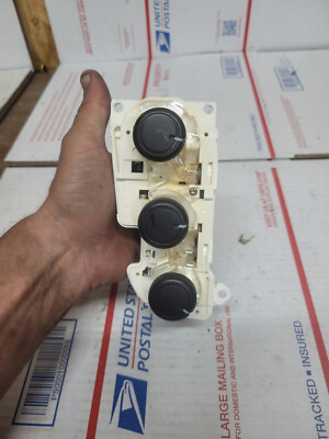 2003-2005 Honda Civic Heat AC Temperature HVAC Climate Control Unit (S5BA)