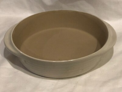 Pampered Chef Ivory 8'' Round Stoneware Baker Cream Beige Family Heritage