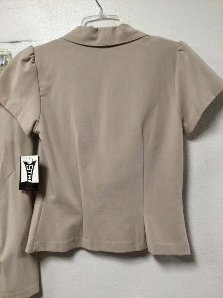 Mujeres Pantalones Cortos Traje Conjunto Top Junior Talla 7 Pantalones Talla 9 Beige Dos Piezas Nuevo Envoltorio 194 Foto 4 de 4