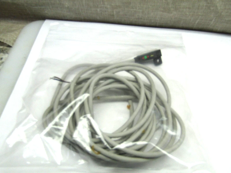 SMC D-J79W Magnetic Cylinder Reed Sensor Proximity Switch - Image 4 of 4