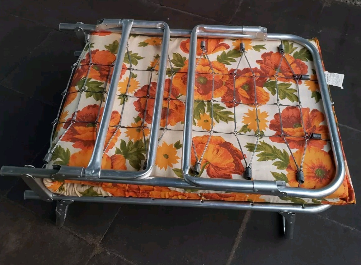 Vintage MCM Aluminum Outdoor Camping Folding Bed Cot w/ Vibrant Floral Pad Nice!
