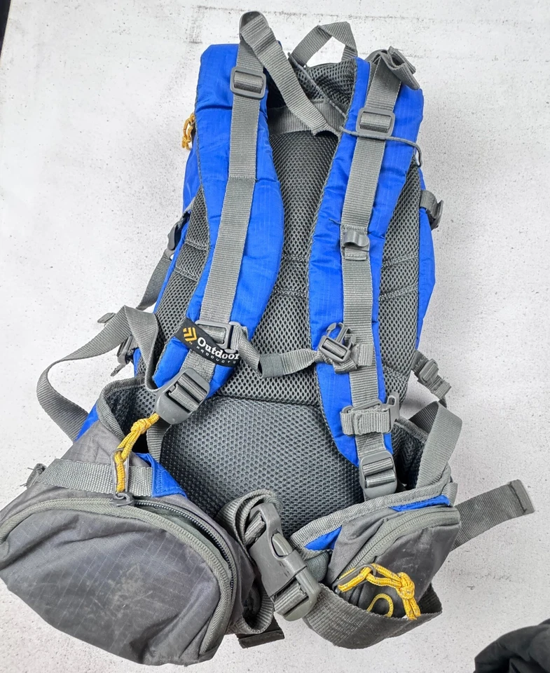 Outdoor Products Skyline 8.0 Backpack Blue Hiking Daypack Adjustable Straps - Image 4 of 4