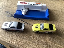 Matchbox Rennbahn Chevrolet Camaro Set mit Katapult