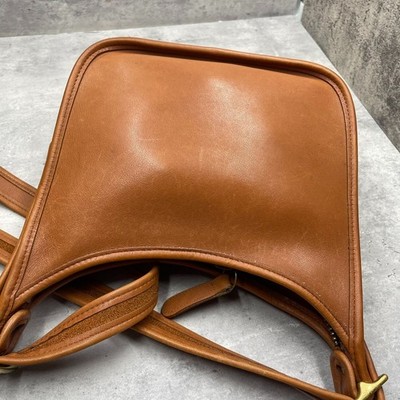 Vintage COACH 9950 Camel Brown Leather Shoulder Bag Janice Legacy