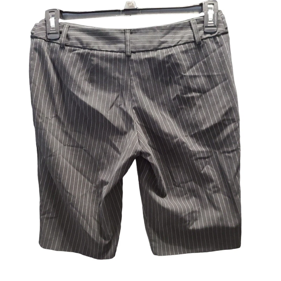 Bermudas Courtenay Petite para mujer negras talla 8P mezcla de poliéster elásticas Foto 2 de 4