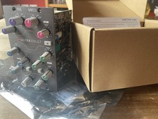 solid state logic ultraviolet stereo EQ for 500 series - lunchbox