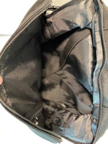 New with Tags Lubardy Travel/laptop backpack - Picture 4 of 13