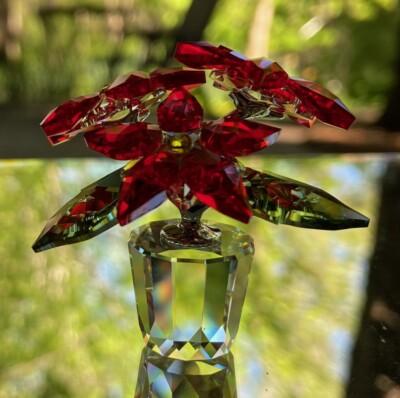 SWAROVSKI Crystal Christmas Poinsettia Figurine #0905209 Mint in