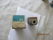 Nos 19614-1966 Oldsmobile Except F-85 Gm Headlight Switch-part No. 1995139 Nos 19614-1966 Oldsmobile Except F-85 Gm Headlight Switch-part No. 1995139