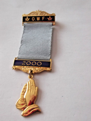 Masonic Jewel - Lodge Medal, O.W.F. 2000 - with cupped / clapping hands symbol