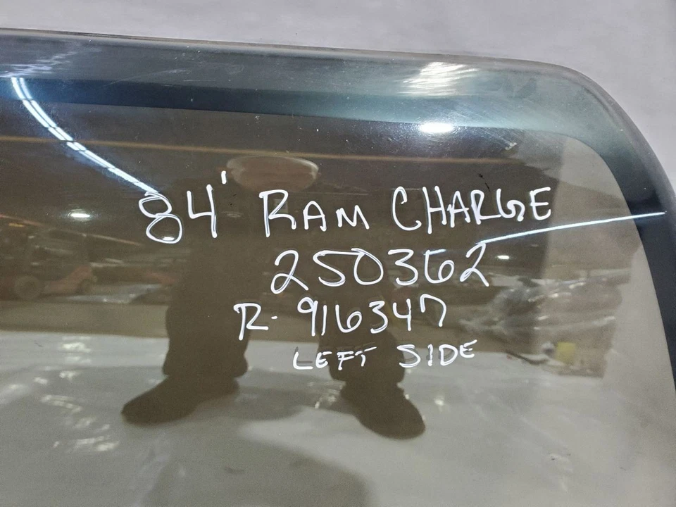 Dodge Ramcharger 1981 1993 OEM cuarto trasero izquierdo vidrio  Foto 4 de 4