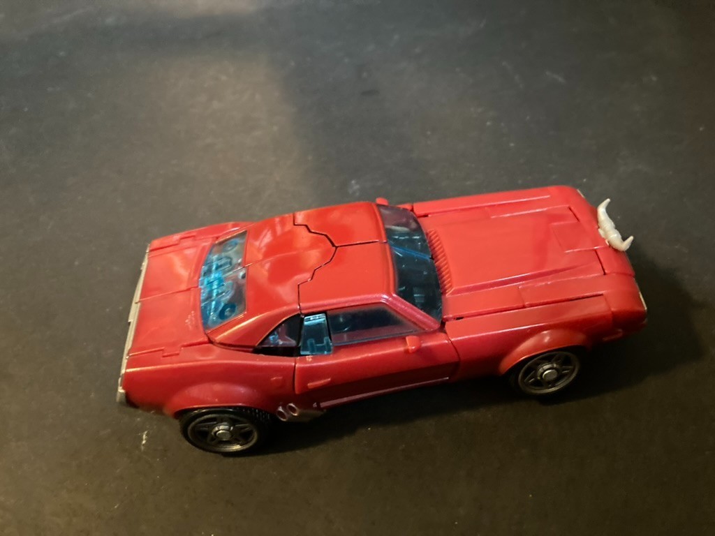 CLIFFJUMPER Transformers Generations GDO Exclusive Damaged