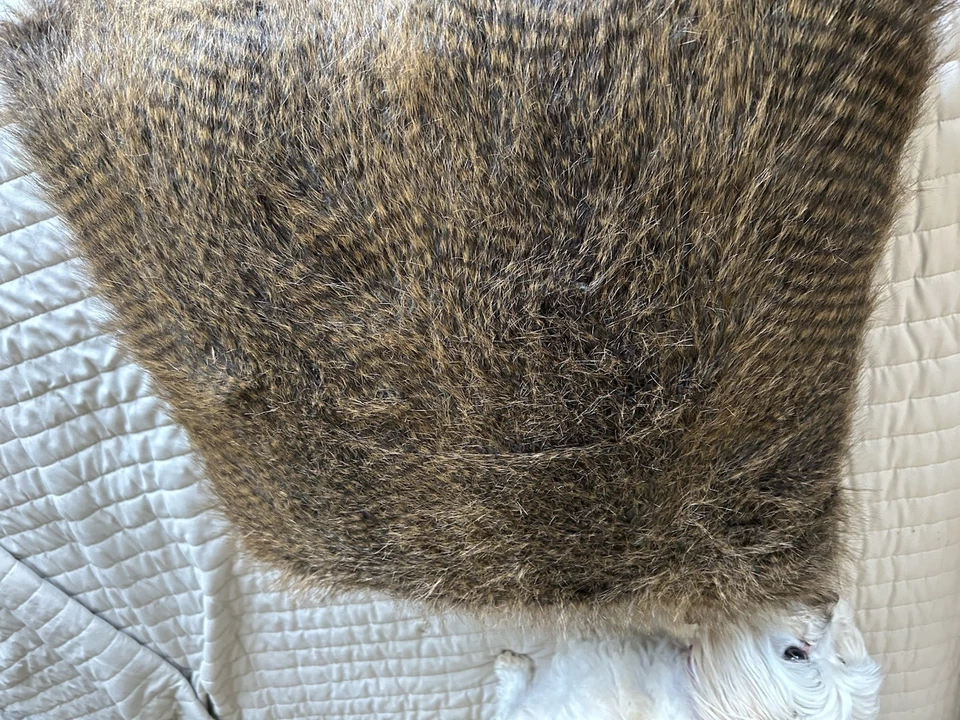 Two Large Fur Like 20”x20”x8” Throw Pillows Duck Down Filled Zipper Closure - Image 3 of 4