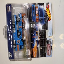 Hot Wheels FYT07 Team 1970 Plymouth Superbird Wide Open Vehicle