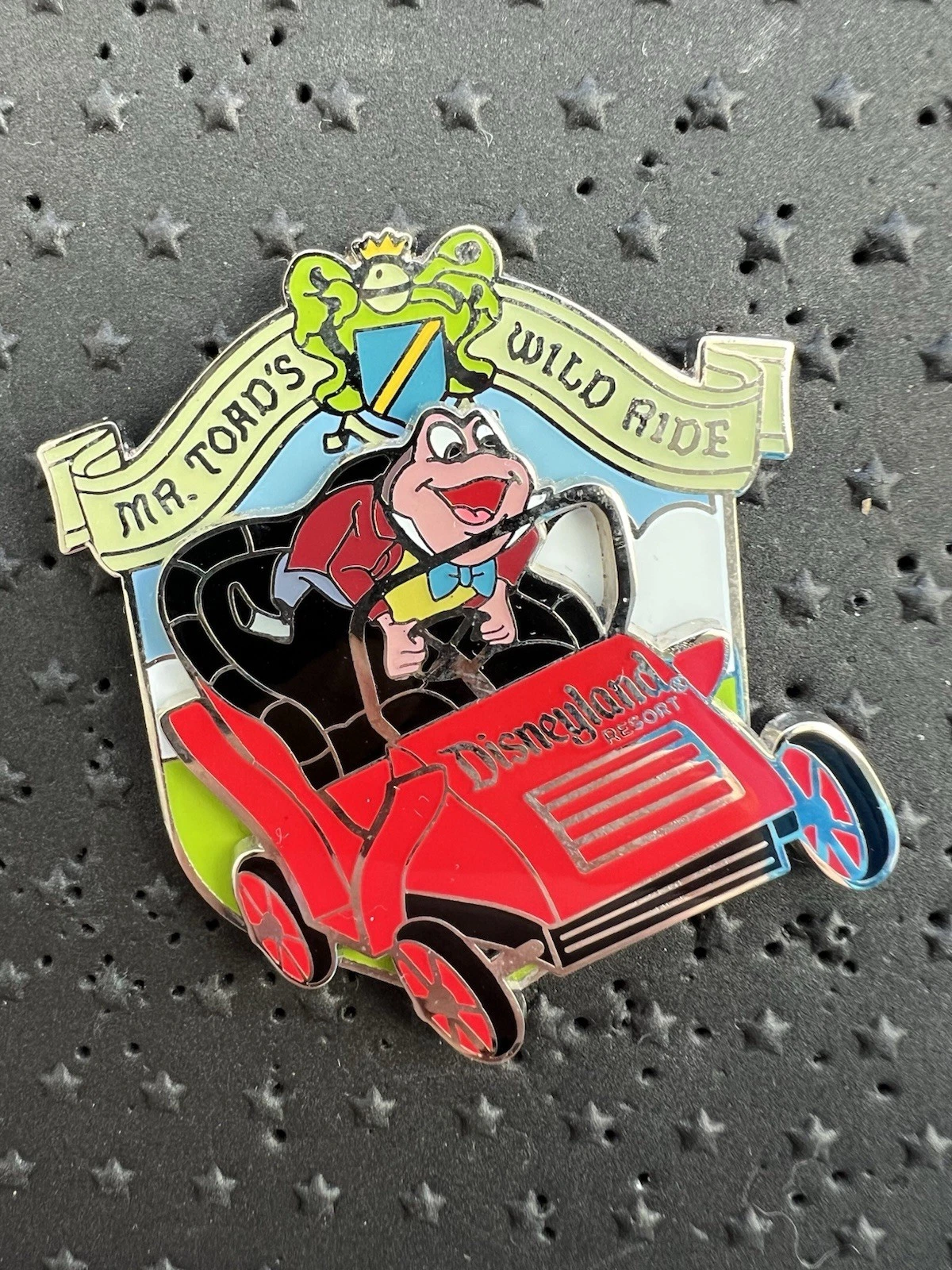 Mr Toad’s Wild Ride DLR Toad Red Car Disneyland Pin Walt Disney Ichabod Moveable