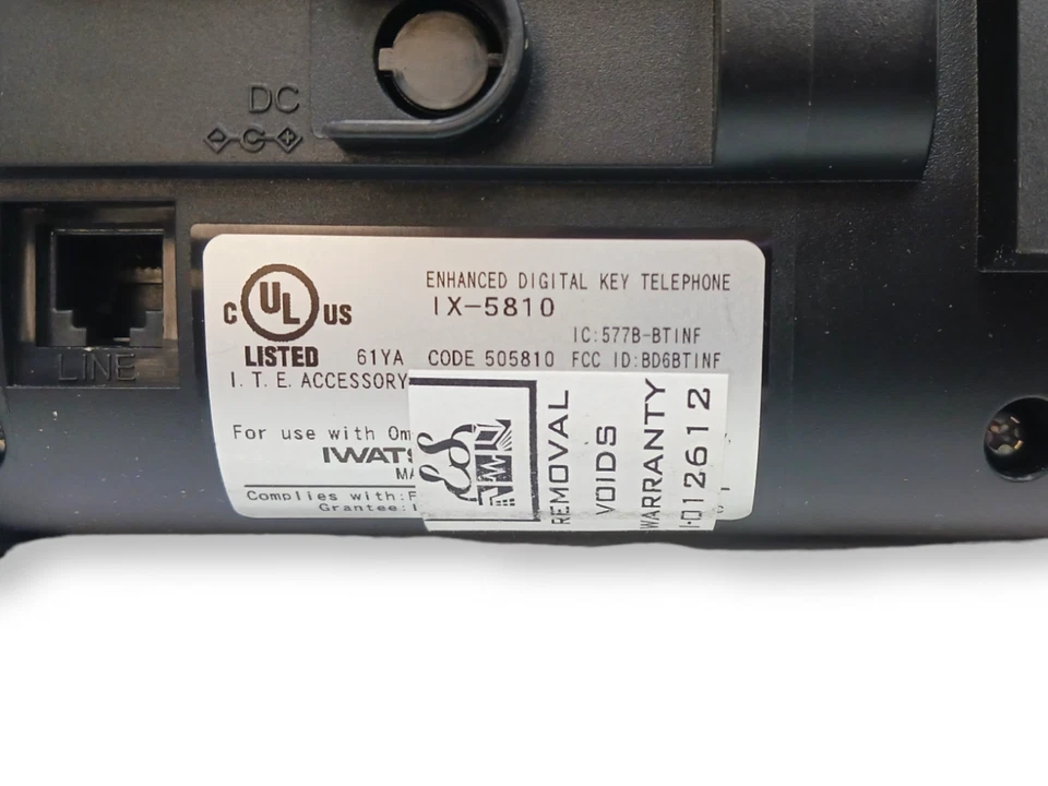 (LOT OF 4) Iwatsu Icon IX-5810 Digital Office Phone 7 Line w/ Handsets & Stands - Image 4 of 4