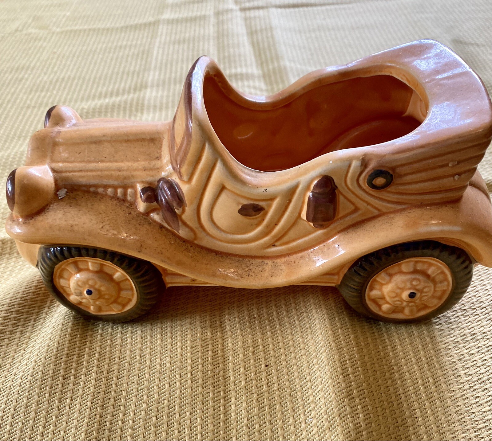 VINTAGE COLLECTIBLE DECORATIVE CERAMIC CAR PLANTER My-Neil | eBay