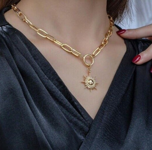 Authentic Zara 18K Gold plated new Chunky link chain necklace sunburst  sun burst pendant
