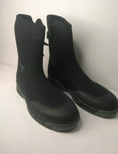 womens size 9 boots in men's