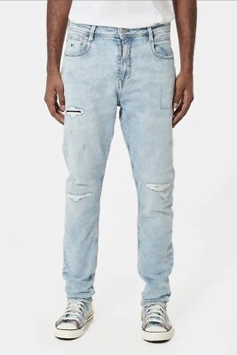 Jean homme de la marque Kaporal neuf jamais porté. Les trous sont doublés. - Photo 1/4