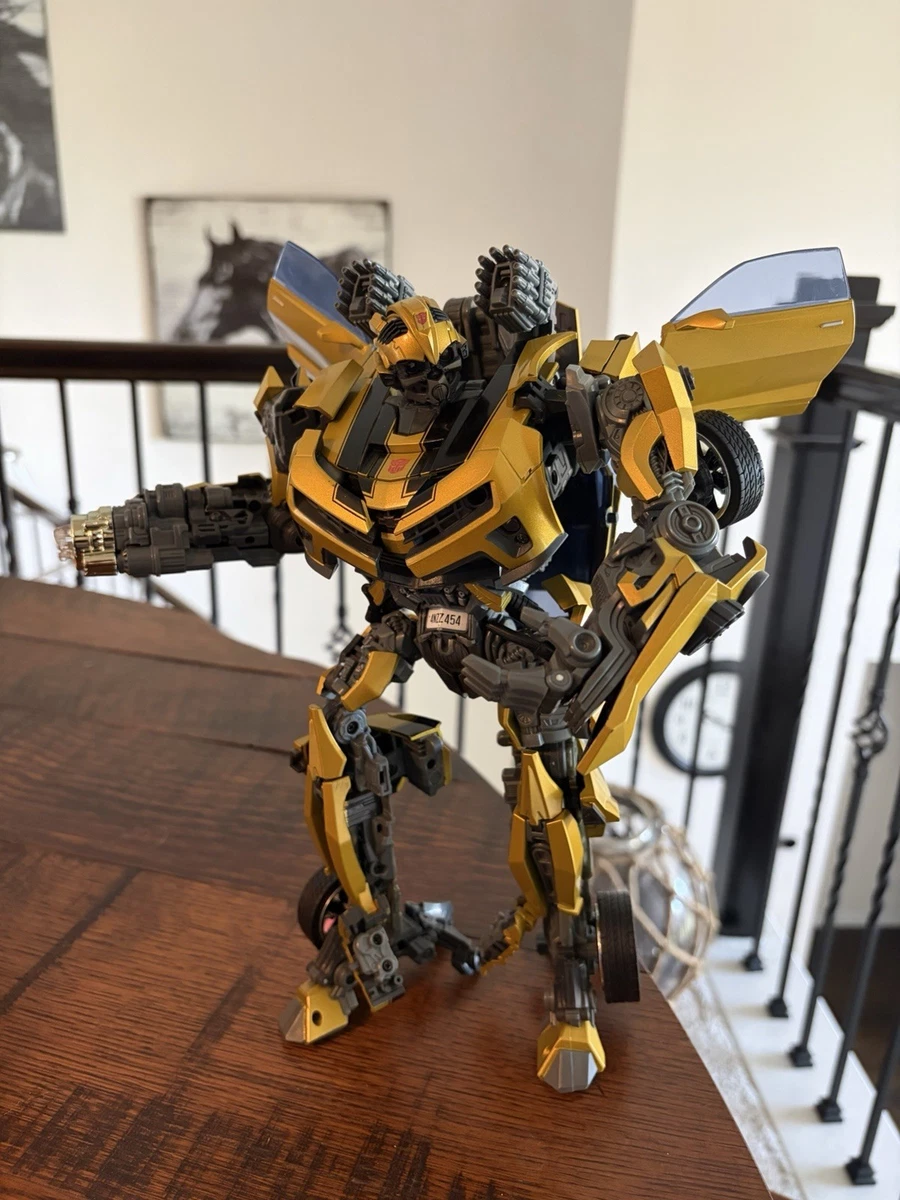 Transformers & Robots Action Figure 2010 Year Manufactured for