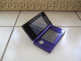 Purple Nintendo 3DS with Charger & Original Box with Manual