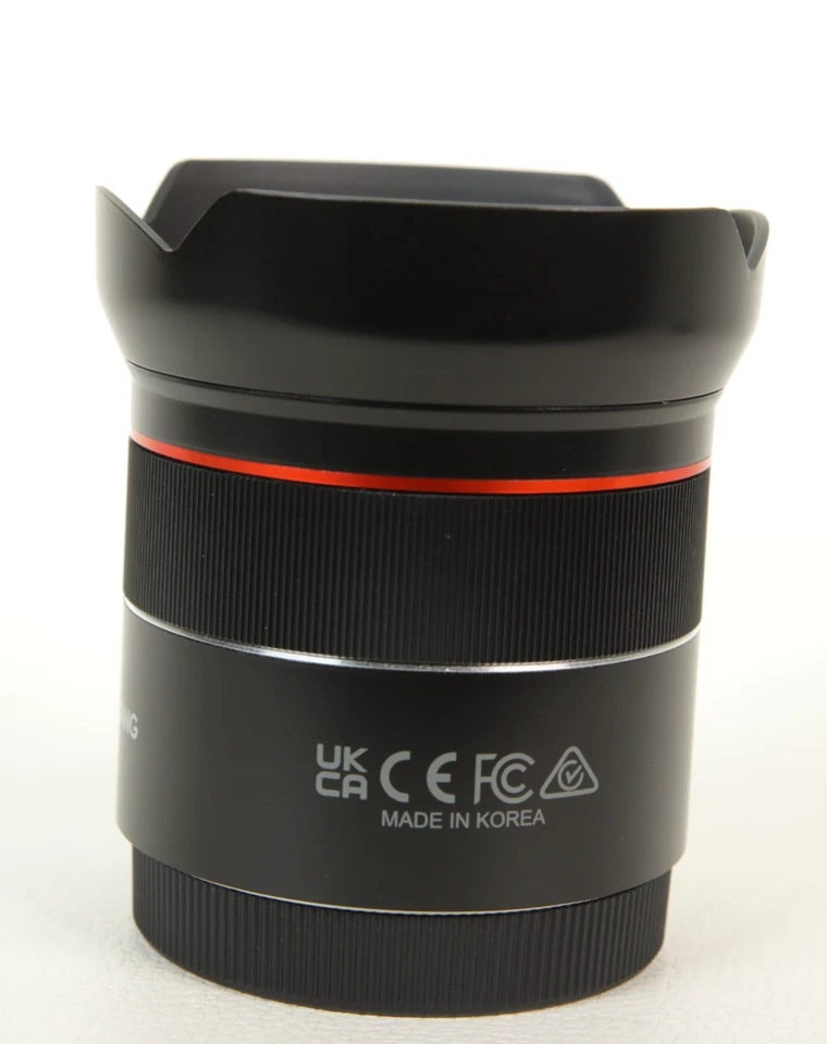 Samyang AF 18mm f2.8 Sony FE Mount Lens, Both Caps & Hood, Excellent Condition. - Image 3 of 4