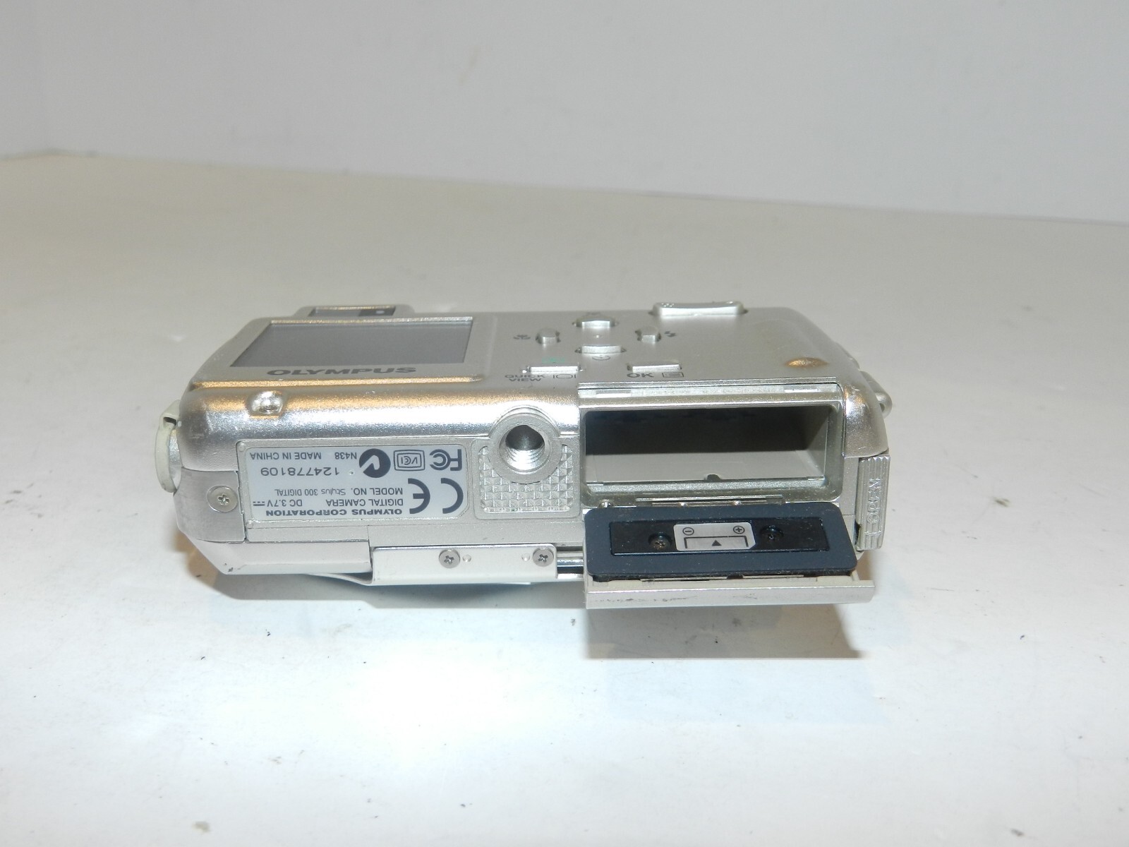 Silver Olympus Stylus 300 LCD Digital Camera 3.2 Megapixel Tested eBay