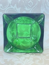 Ashtray Vintage Anchor Hocking Tobacciana Square Emerald Green Glass
