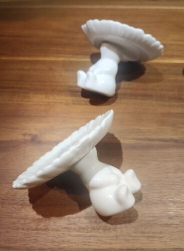 New Set of 4 Pedestal white Ceramic Bunny Cupcake Raiser Stand Easter Spring - Picture 5 of 7