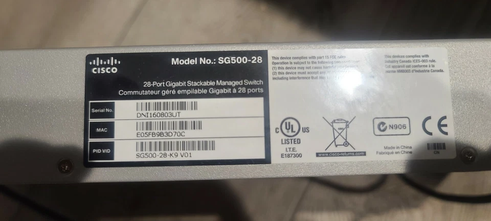 Cisco 28port Gigabit stackable managed switch SG 500-28 excellent condition! - Image 2 of 4