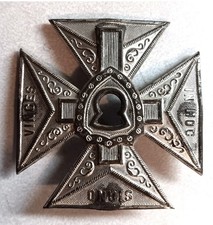 VINTAGE KNIGHTS TEMPLAR Masonic IN HOC SIGNO VINCES  Medal Sash Badge 3 inches