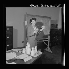 Washington DC Mary Spangler 1943 Woodrow Wilson High School nutrition class