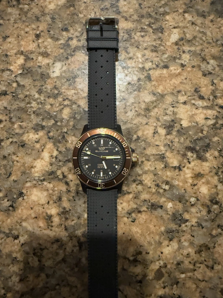 Relógio automático masculino Glycine Combat Sub 42mm Goldeneye GL0173 - Imagem 2 de 4