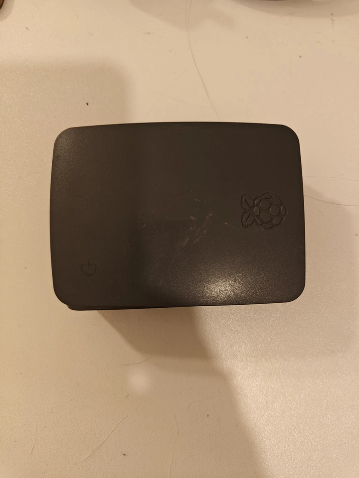 Raspberry Pi 3 Model B 1GB RAM with Power Supply Case Camera Mini Micro Tiny PC - Image 2 of 4