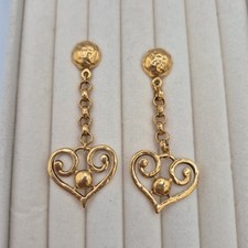 Orecchini a goccia cuore etrusco tono oro giallo