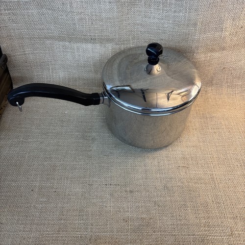 Farberware 18/10 Stainless Steel Saucepan Pot Pan 3 Qt with Lid Very Nice - Picture 2 of 8