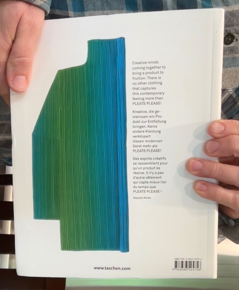 Pleats Please Issey Miyake by Midori Kitamura (2012, Hardcover